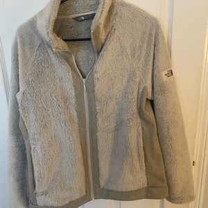 Beige fur north face fleece